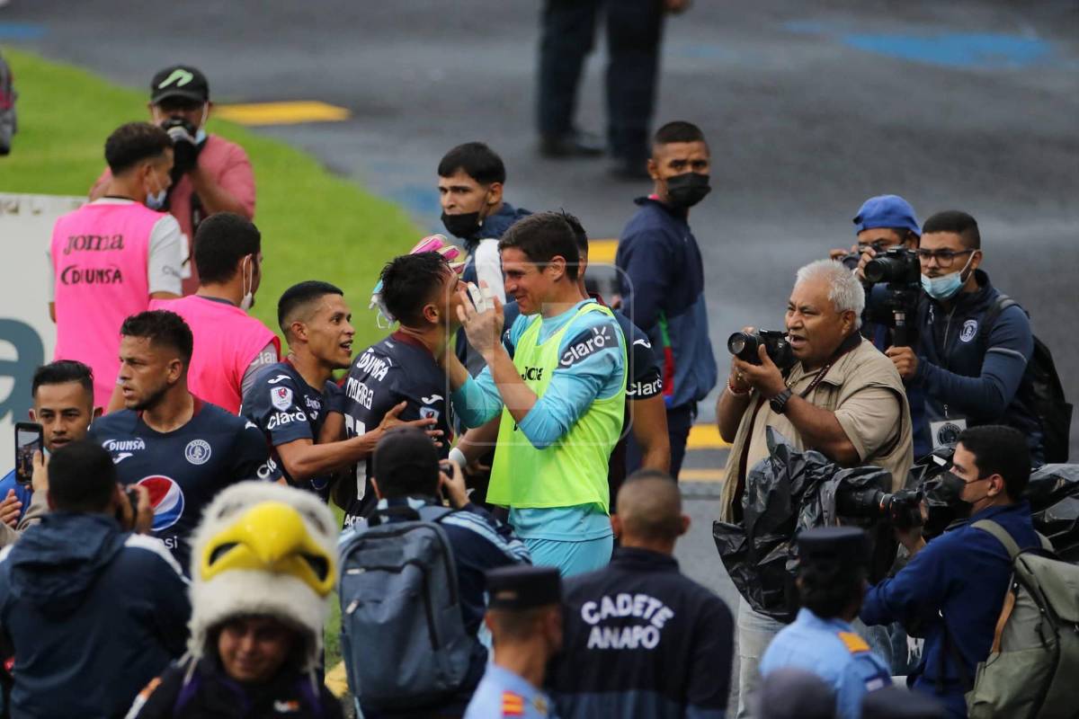 El Motagua goleó 3-0 al Real España y acaricia el título del Clausura 2022.