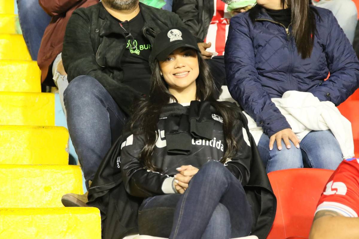 Derroche de bellezas para el Olimpia-América, invasión de mexicanos y figura presente