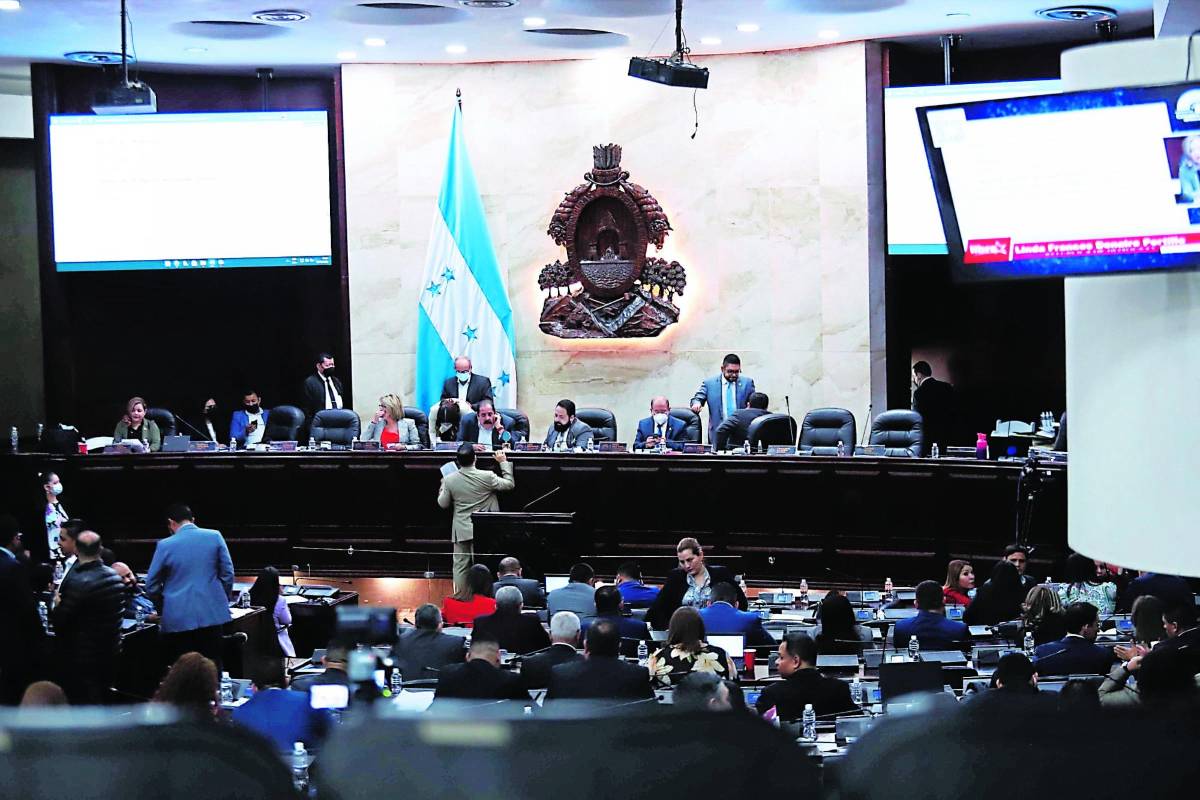 Peticiones al presupuesto sumaron L30,000 millones