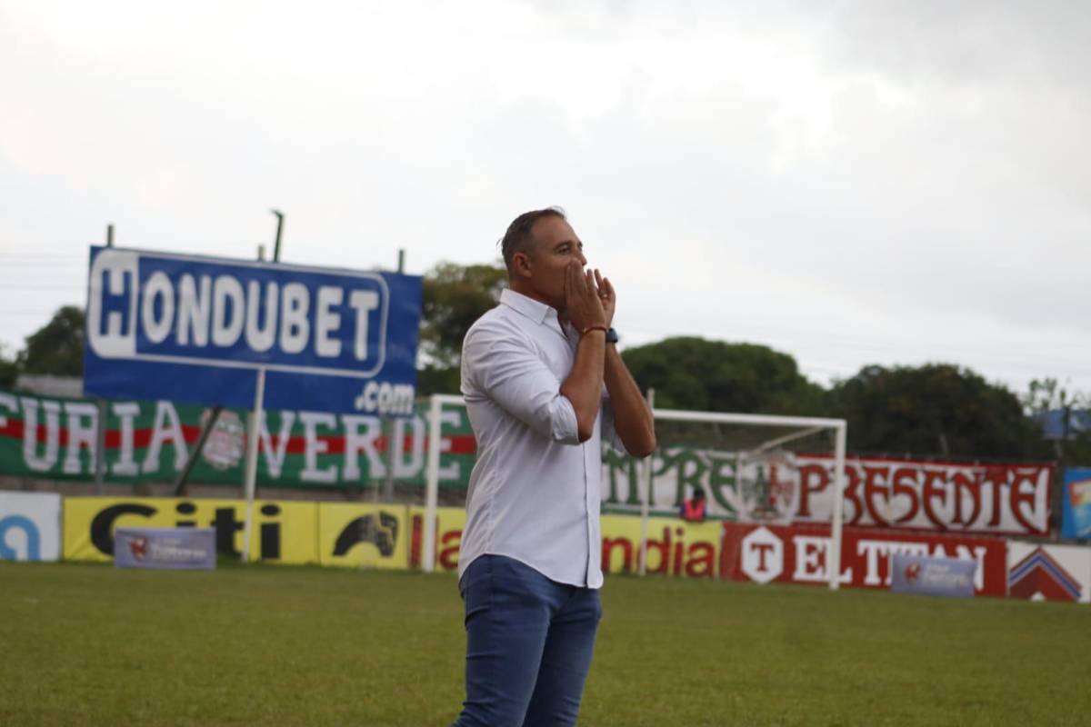 “Tota” Medina responde a críticas a Marathón y el clásico ante Olimpia