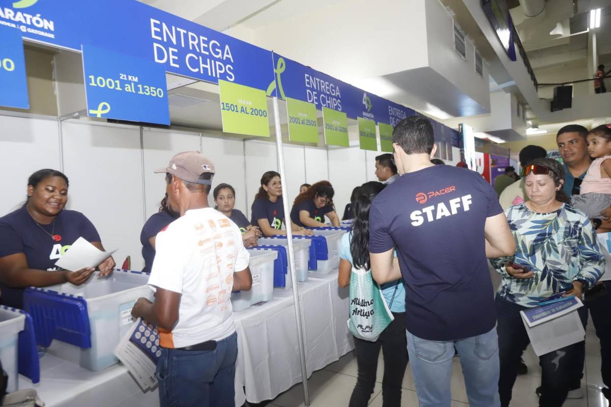 ¡Es un éxito! Continúa entrega de kits de la Maratón La Prensa-Gatorade