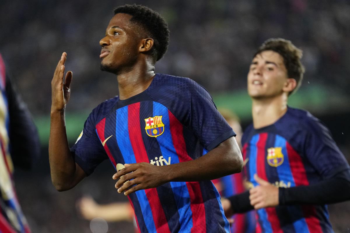 Ansu Fati llegó a su primer gol de la temporada en la Liga Española.