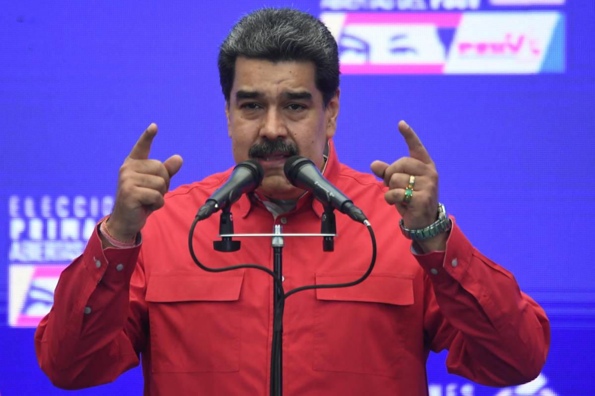 Maduro propone “ley contra fascismo” para sancionar a opositores