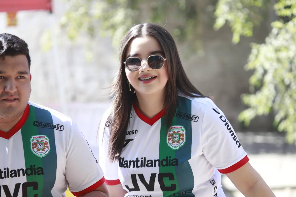 Las chicas que enamoraron en el Marathón-Real España, infiltrados y ambientazo