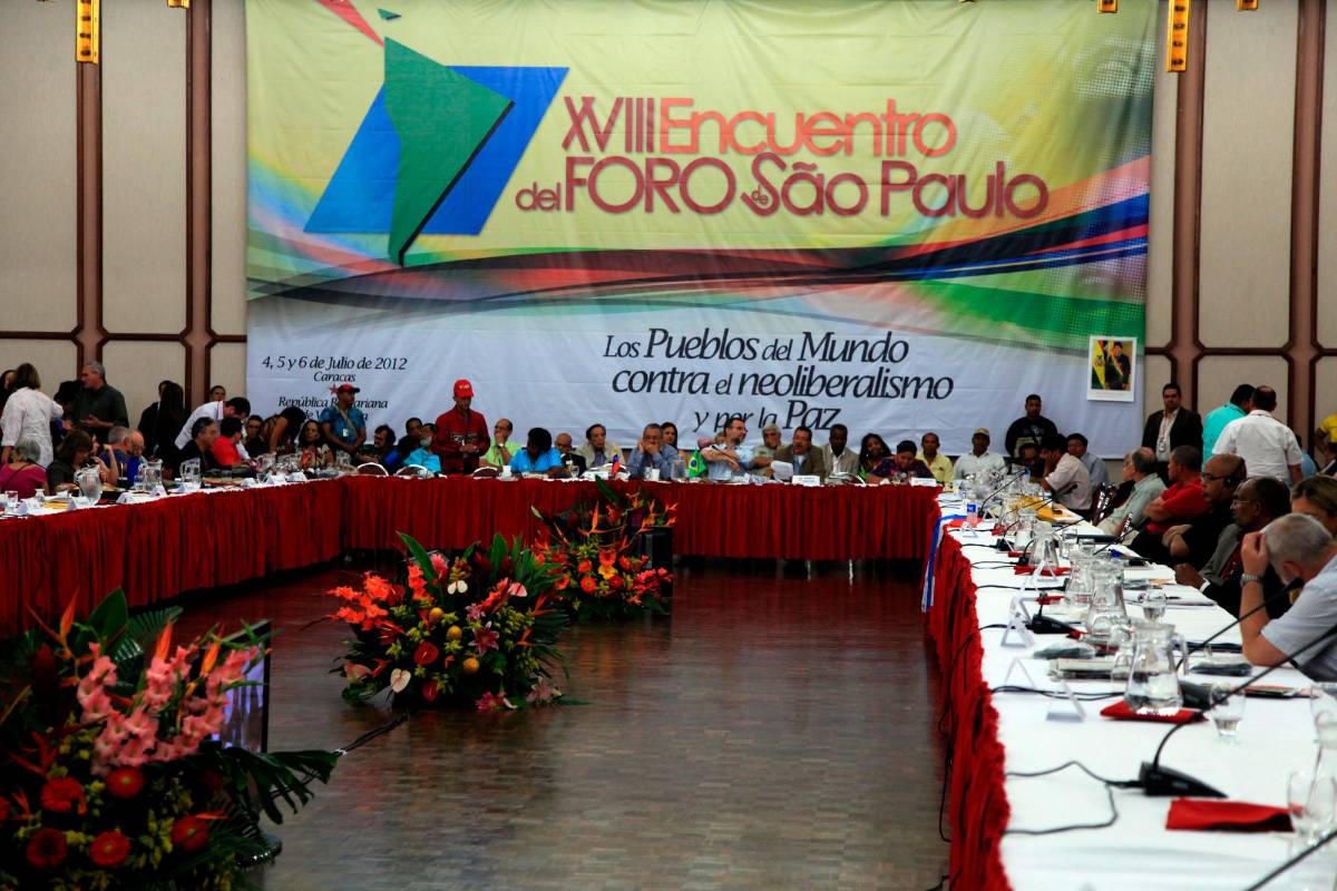 Advierten que Foro de Sao Paulo quiere imponer una dictadura en Honduras