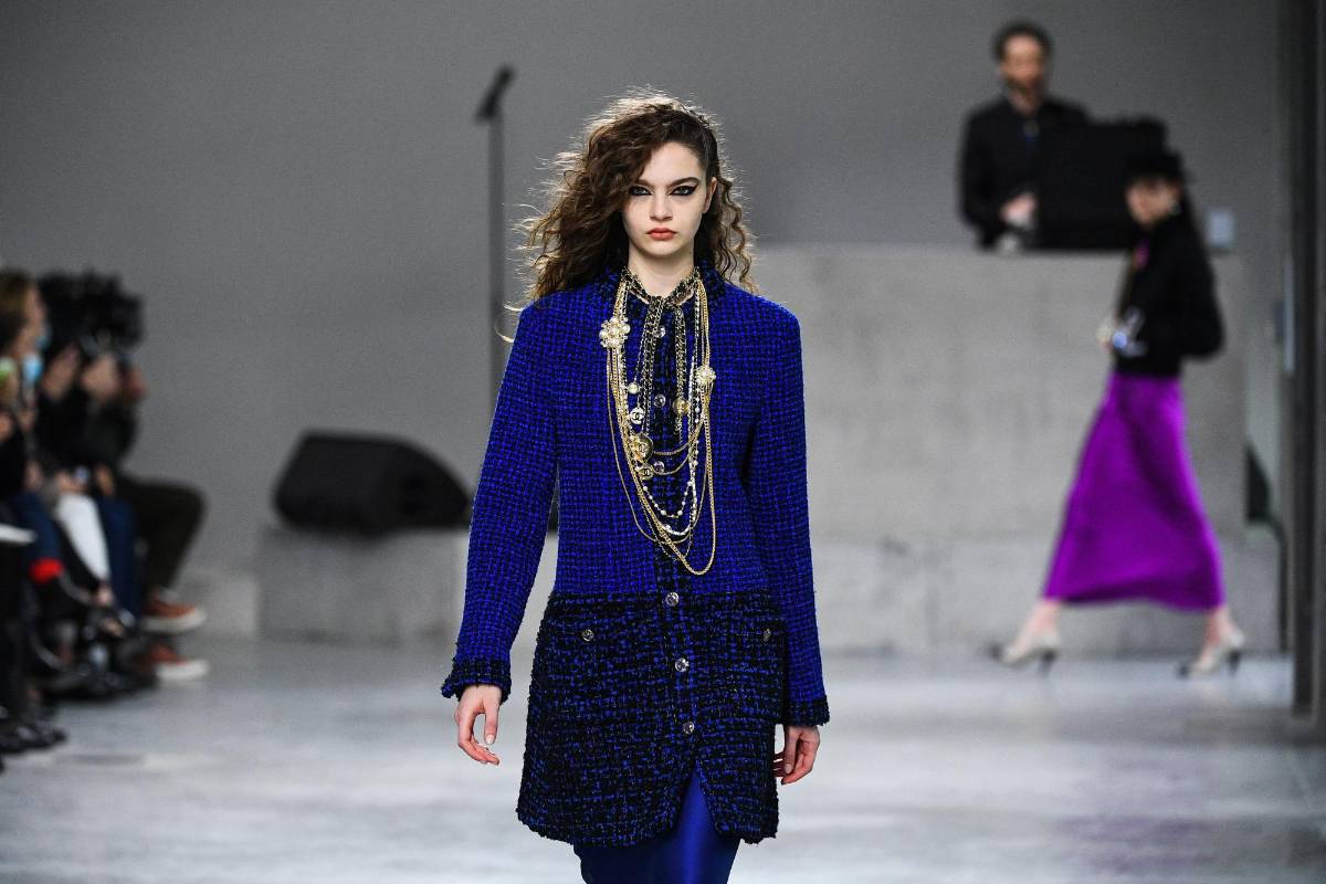 Rap y lentejuelas: la audacia de Chanel a las puertas de París