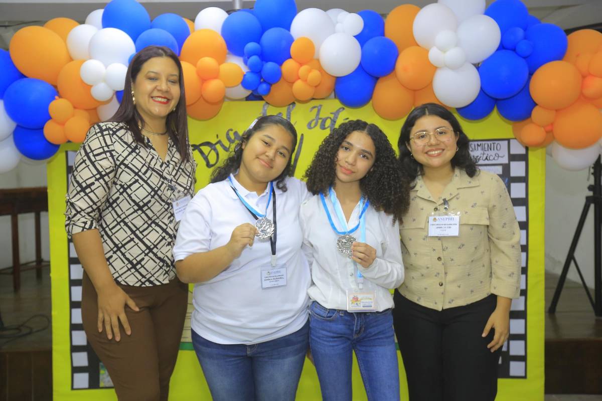 Niños y adolescentes sampedranos proyectan su talento en la declamación