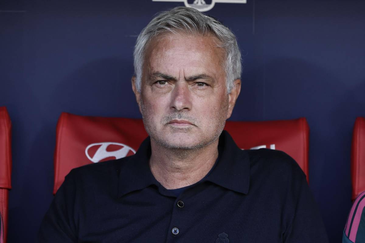 Real Madrid: Mourinho podría ser despedido si pierde el Clásico y ya suena su sustituto