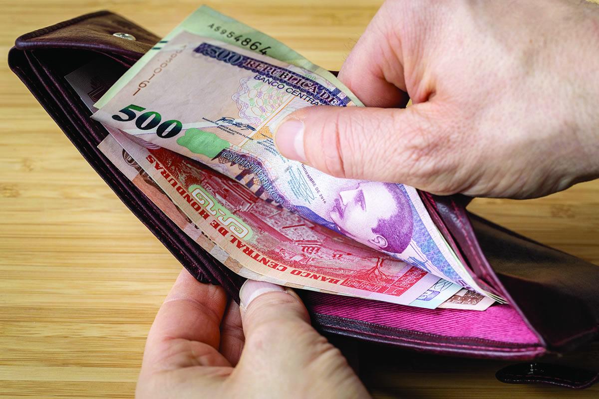 $!Los salarios de los trabajadores hondureños no van en consonancia con el costo de la vida. Foto iSTOCK