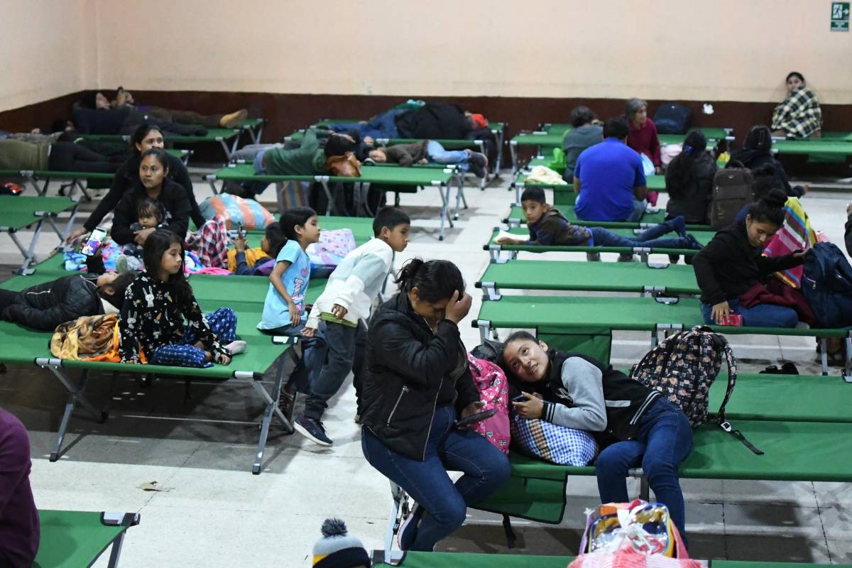 “Hay personas que no quieren ser evacuadas”: aldeas en alerta ante aumento de erupciones de volcán de Fuego