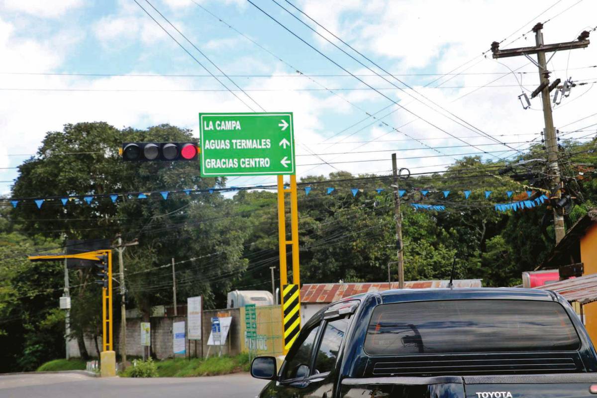 Ministerio Público investiga adquisición de semáforos en Gracias
