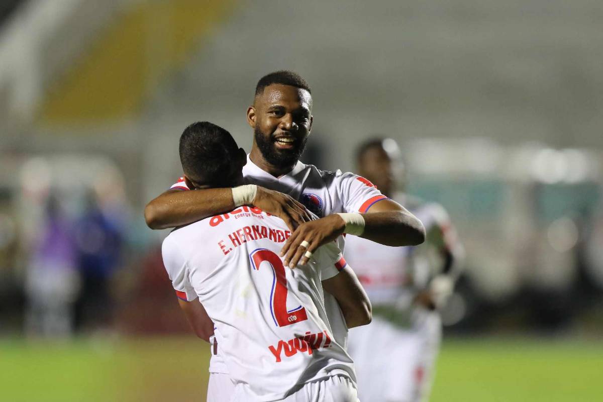 El baile de Olimpia a Estelí, festejos en el Nacional y el oso del Real España