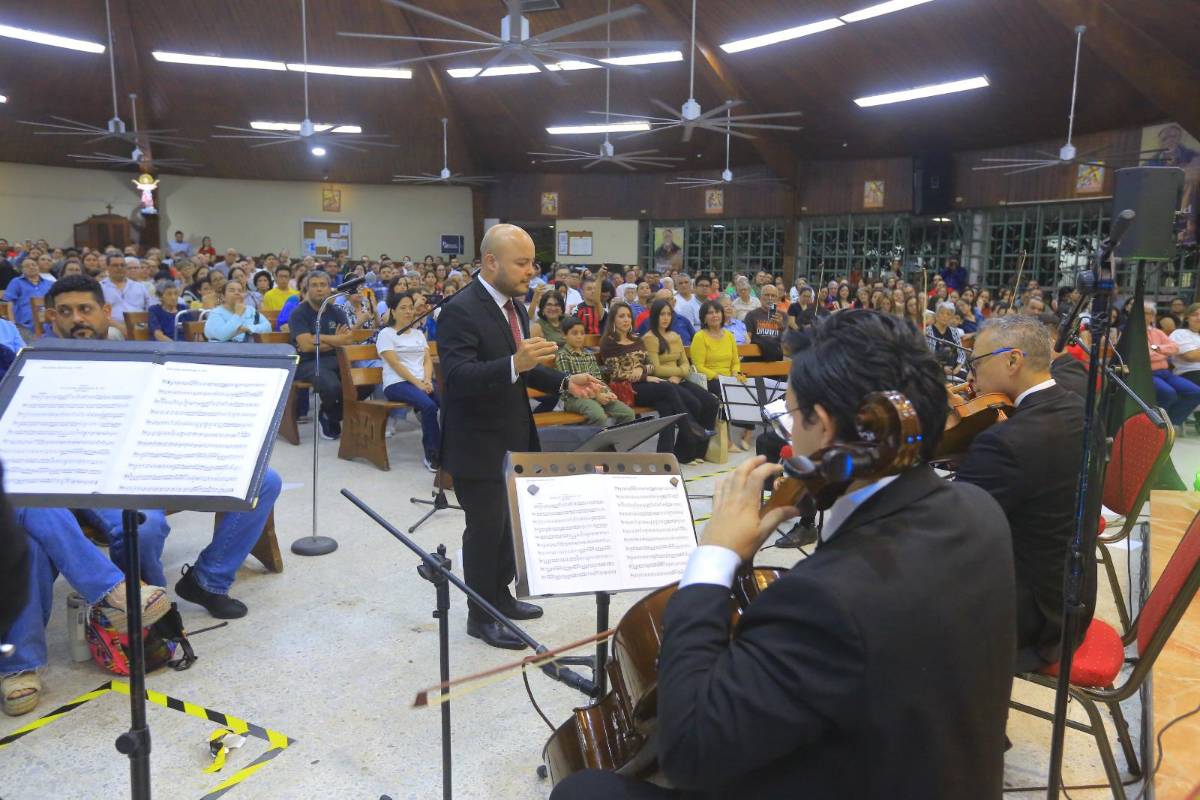 Así se vivió el concierto navideño de la Orquesta Filarmónica de SPS