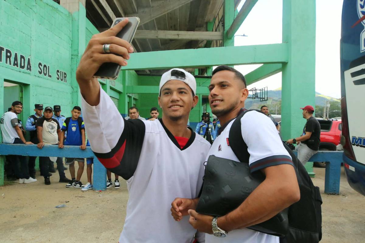Olancho-Olimpia: Bronca y Bengtson se encara con hinchas; ¿qué pasó con Pinto?