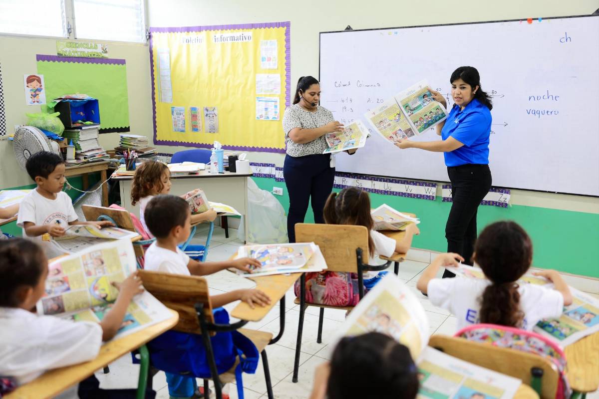 Escolares de la Flor de Cuba reciben taller sobre el bullying