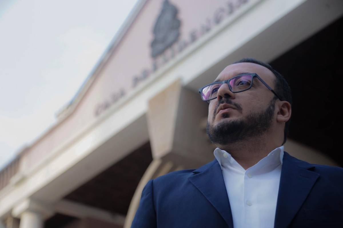 ¿Por qué destituyeron a exesposo de Cossette López de Comunicaciones? Esto se sabe