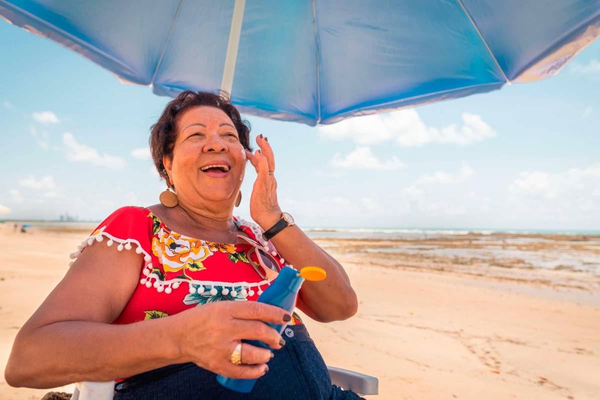 Consejos para el cuidado de los adultos mayores en verano