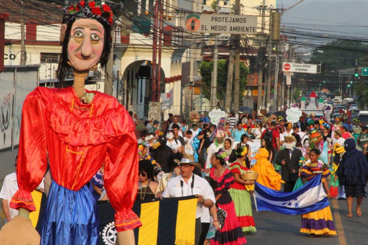 Con desfile de comparsas conmemorarán el Día del Teatro