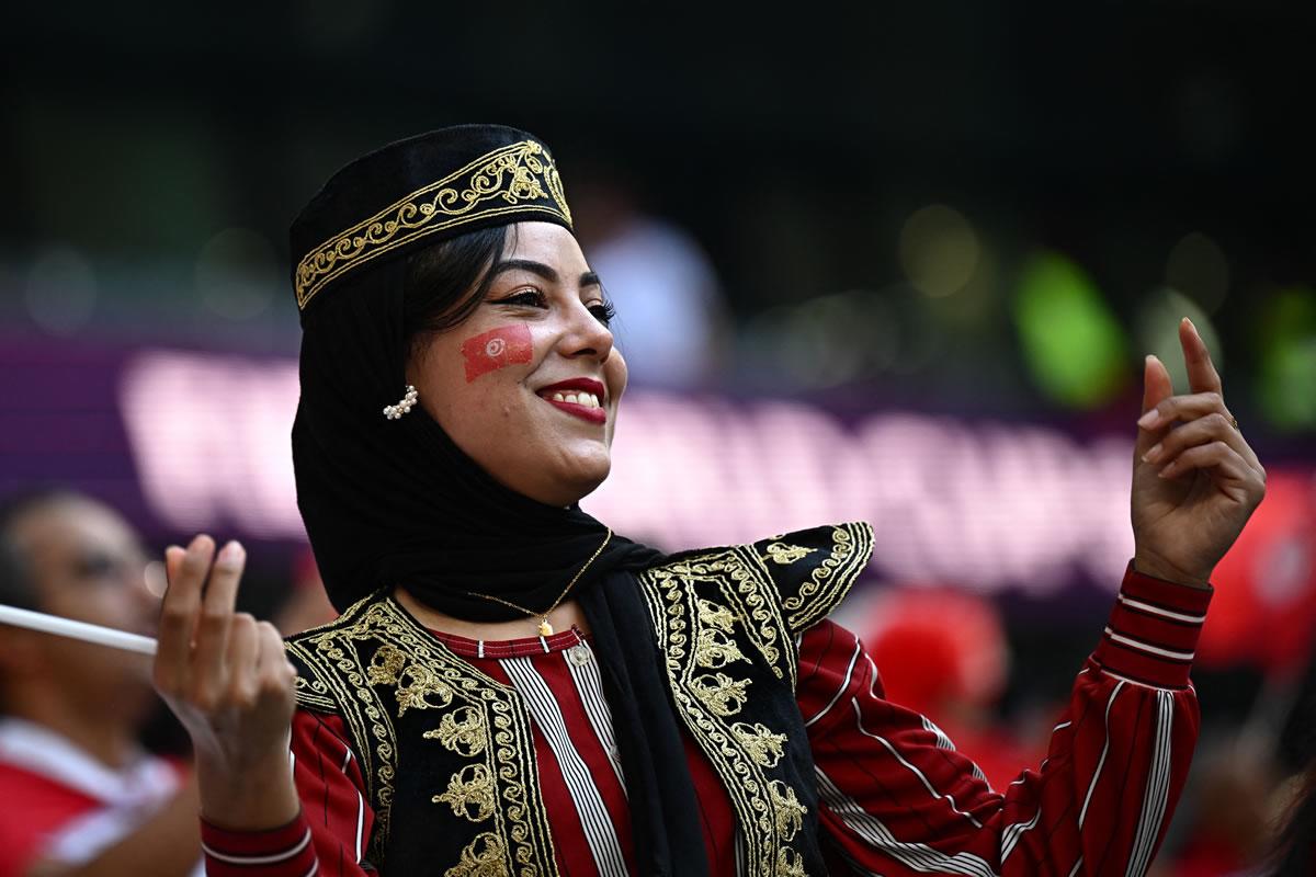 Danesas y tunecinas son furor en el Mundial de Qatar 2022