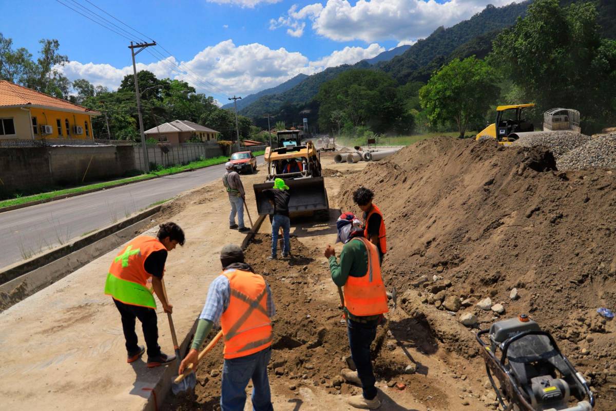 Los cuatro carriles del bulevar Mackay estarán listos en noviembre