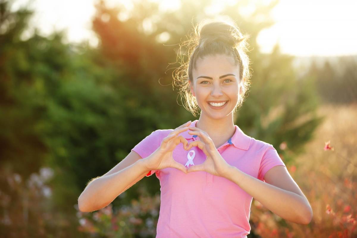 Las mujeres jóvenes también pueden sufrir cáncer de mama