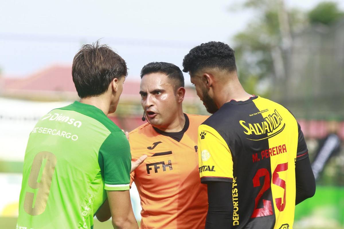 Futbolista se peleó con aficionados, bronca y polémica en Marathón-Real España