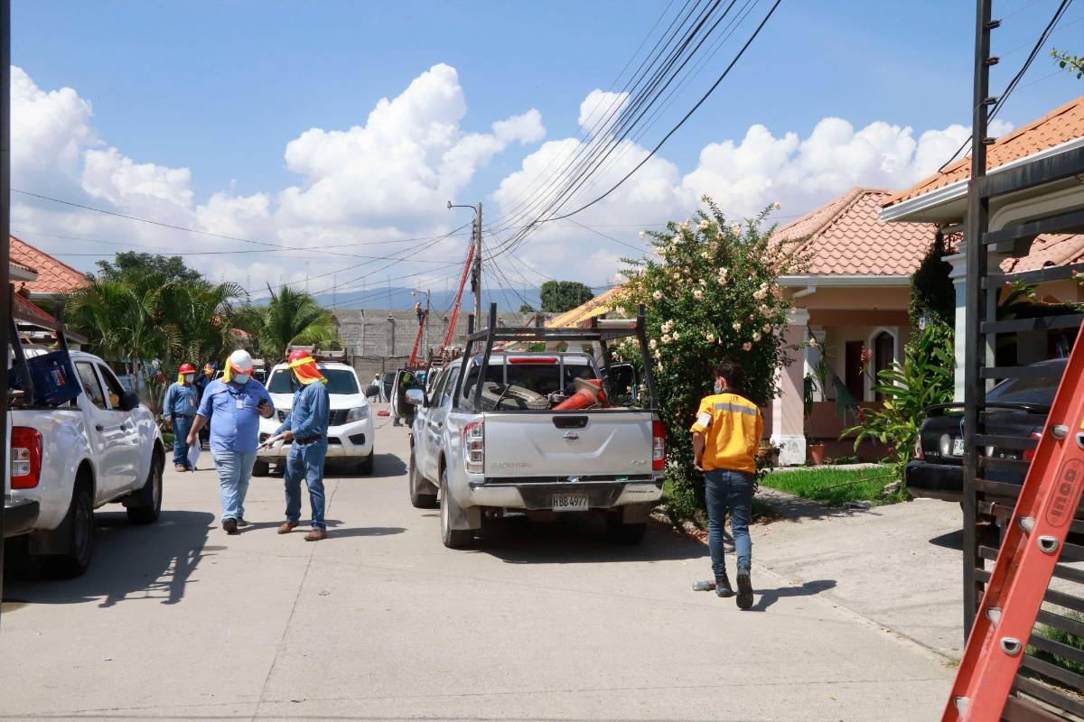El 40% de los negocios intervenidos ha estado robando energía
