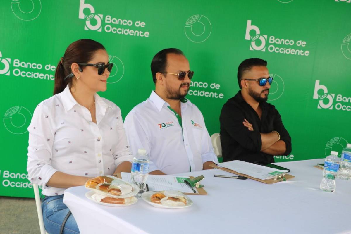 Ejecutivos de Banco de Occidente presenciaron a los niños y jóvenes, que creen en sus ideas de negocio.