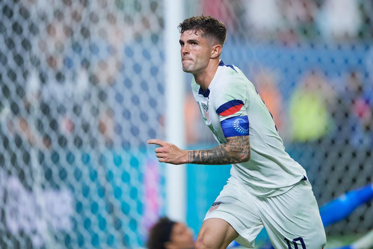 Christian Pulisic destrozó a los mexicanos con un doblete de ensueño.