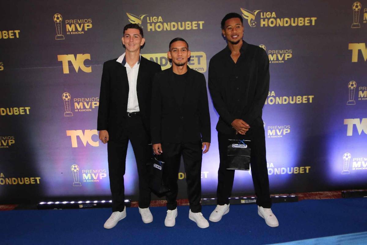 Premios MVP: Futbolistas de Olimpia bien acompañados; Eduardo Espinel y Diego presentes