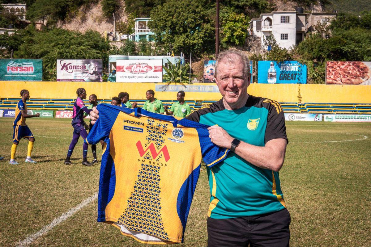 Renunció y deja sin DT a selección de Concacaf antes de jugarse el Mundial