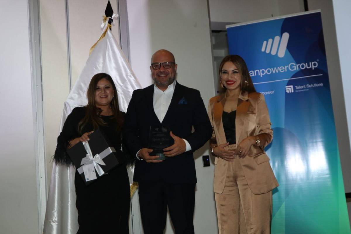 Jorge Canahuati recibe reconocimiento por su trayectoria y liderazgo empresarial