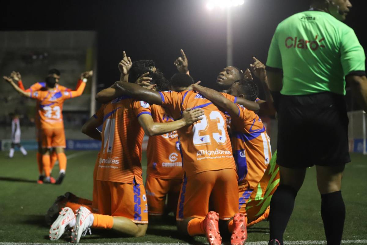 Lobos UPNFM solo ha logrado nueve puntos en 14 jornadas del Clausura 2024.