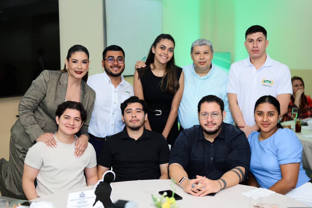 Voces libres, voces con historia, un homenaje a periodistas de la zona norte