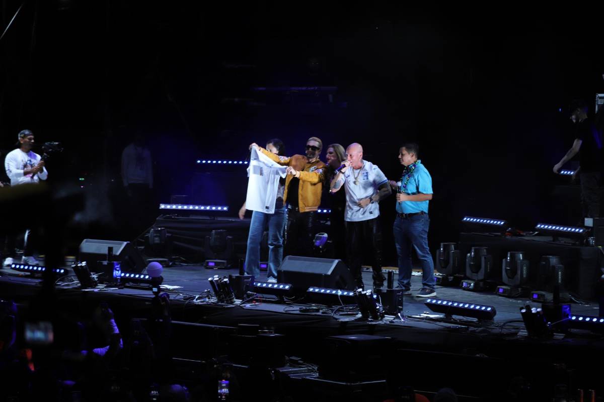 Alexis & Fido y Oro Sólido, los internacionales que amenizaron la noche carnavalesca