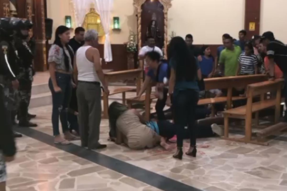 Sicarios asesinan a pareja dentro de iglesia Santísima Trinidad