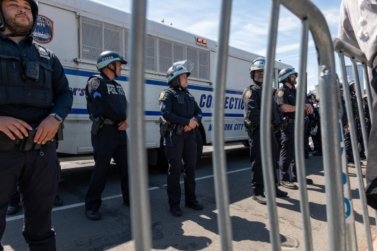 Nueva York se prepara ante posibles ataques terroristas, dice alcalde