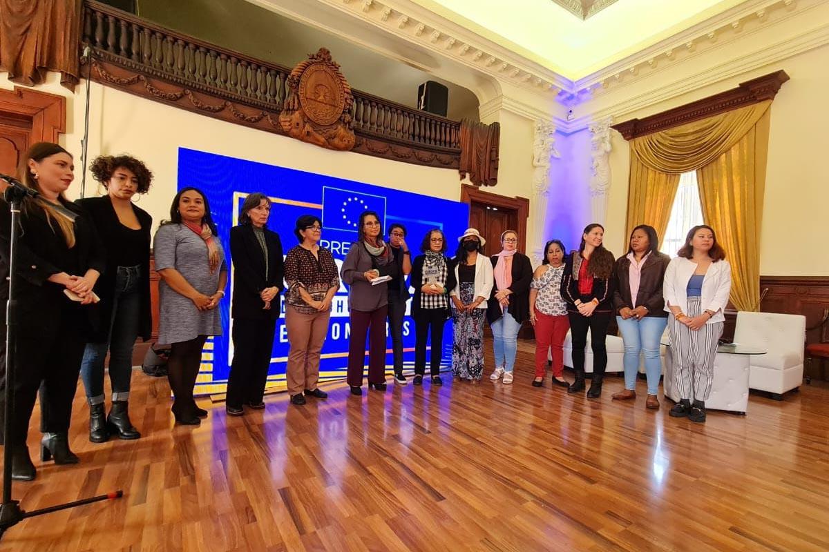 Centro de Derechos de Mujeres gana premio de Europa