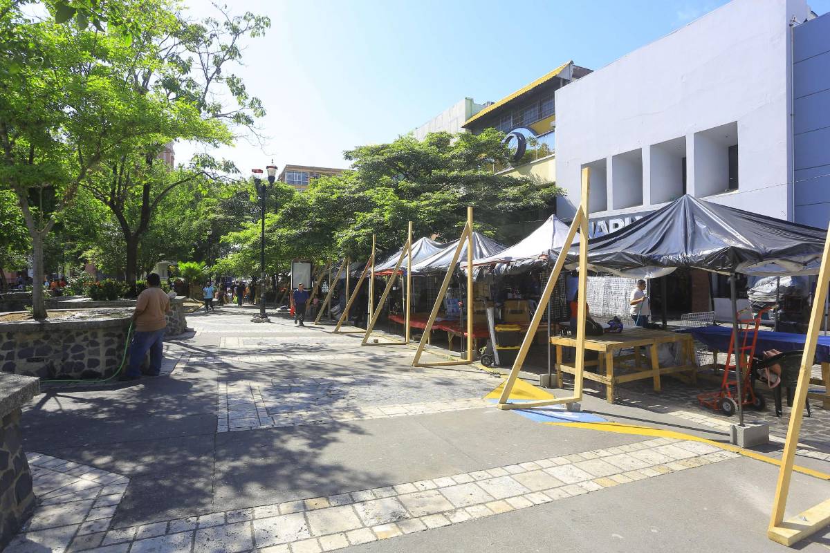 La Peatonal igual quedó libre del cerco. El reto de la Municipalidad es grande.