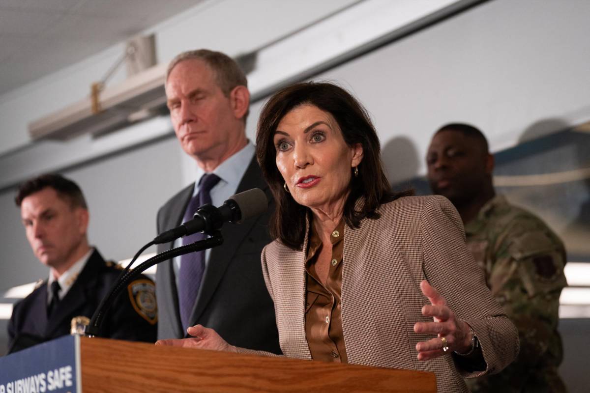 La gobernadora de Nueva York, Kathy Hochul, dio una conferencia de prensa para anunciar nuevas medidas en el metro.