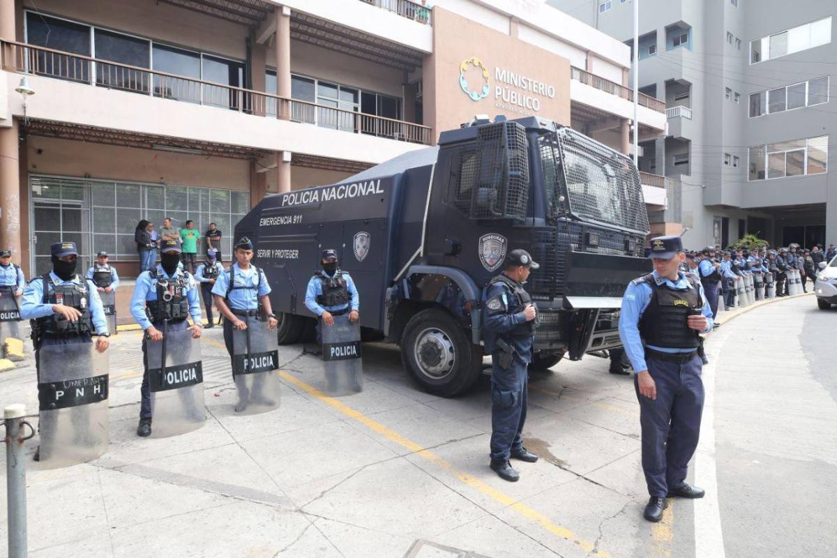 PL denuncia uso de armas contra Sibrián al intentar ingresar al MP