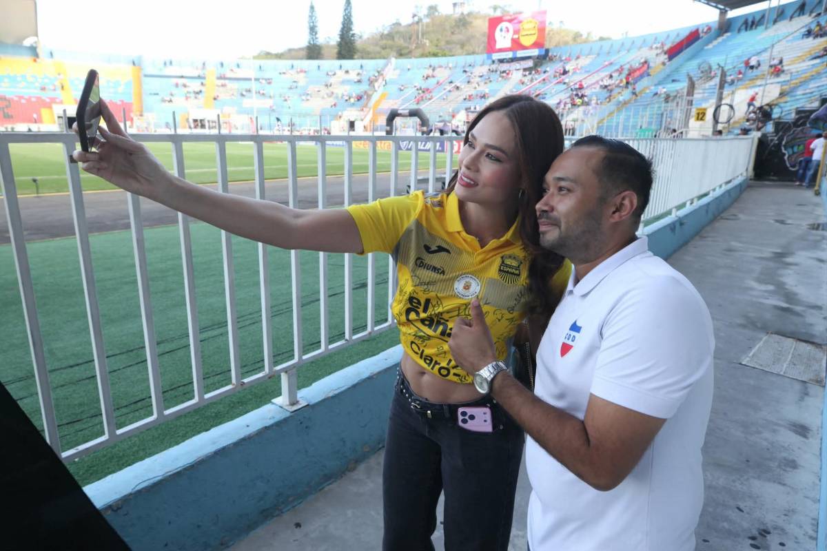 Venezolana cautiva, modelo enamora y las bellezas del Olimpia-Real España