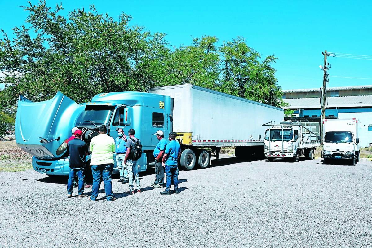 Más de 2,000 conductores de transporte están certificados