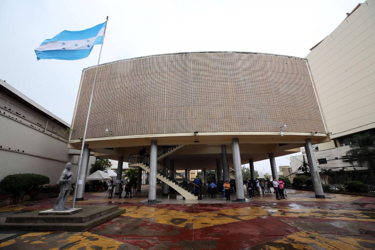 Respetar la institucionalidad piden para elección de fiscal