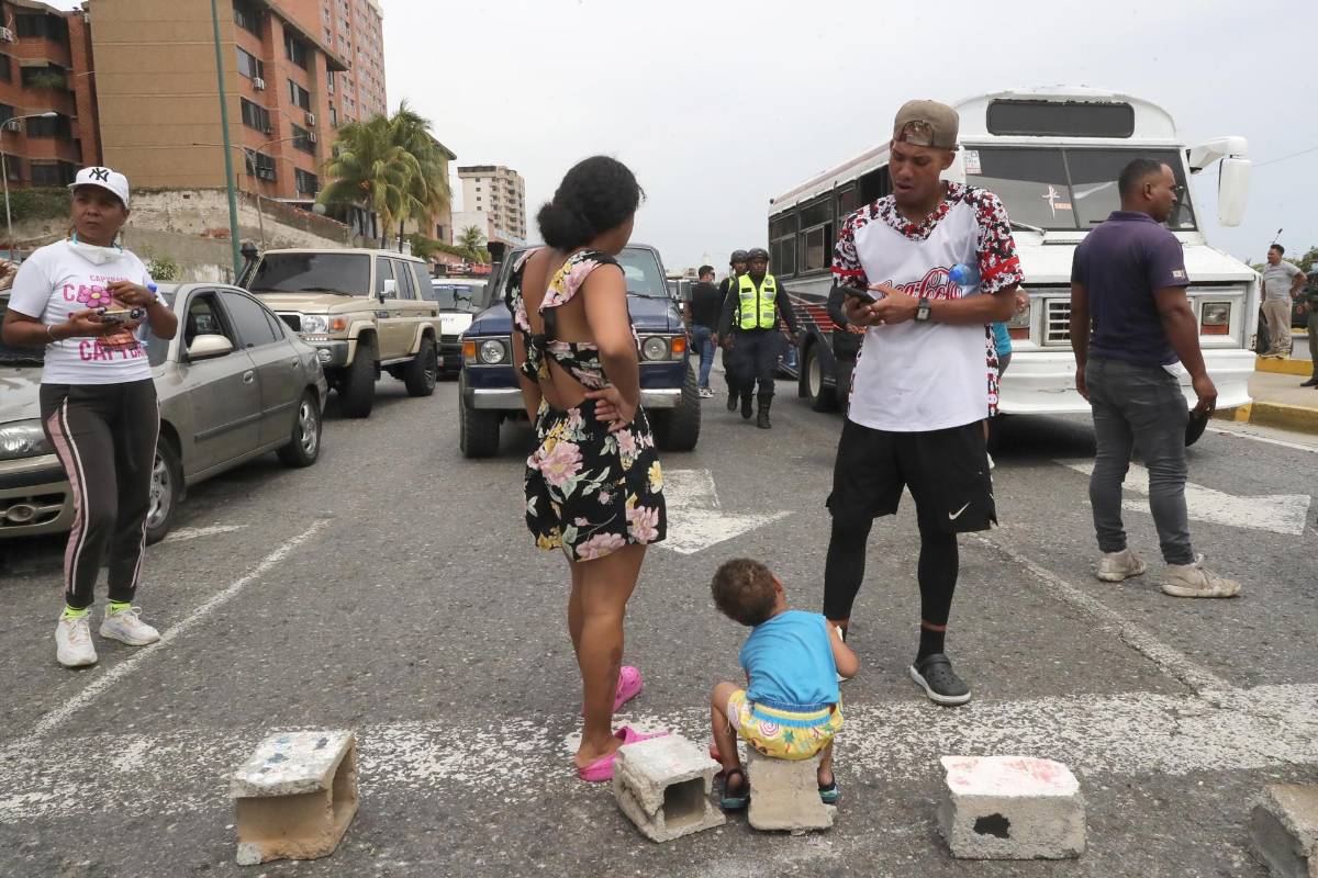“¿Dónde está el Gobierno?”: caos en Venezuela tras aumento de muertes por terremotos