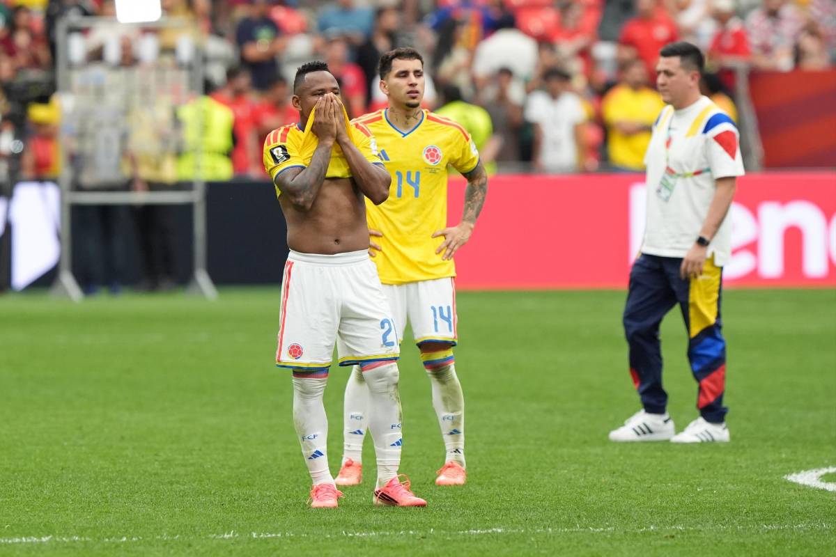 Campaz recibe amenazas tras eliminación del Mundial 2026: Toma sorprendente decisión