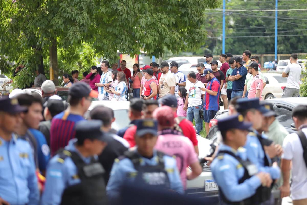 Fotos: Con caravana reciben a Messi en San Pedro Sula