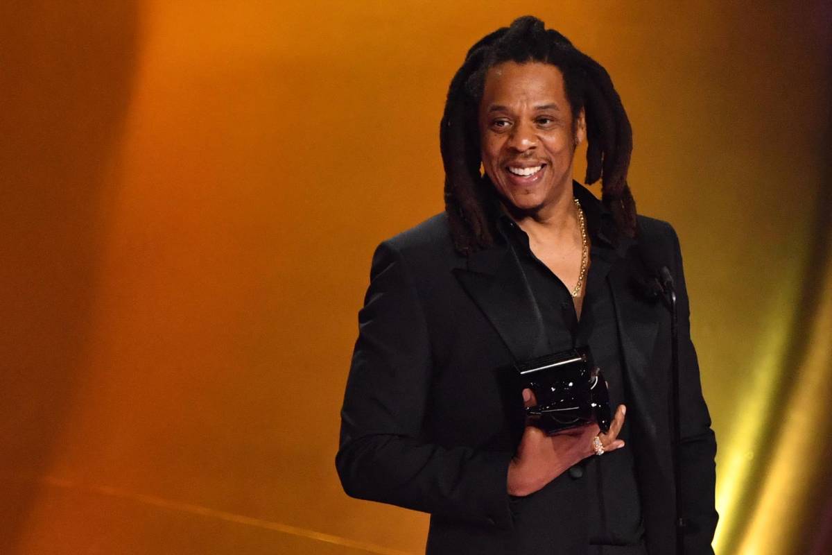 El productor y rapero Jay-Z recibió el premio Dr. Dre Global Impact Award.