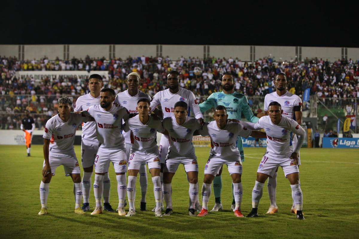 El 11 titular del Olimpia que enfrentó al Génesis por la ida de semifinales del Apertura 2023.