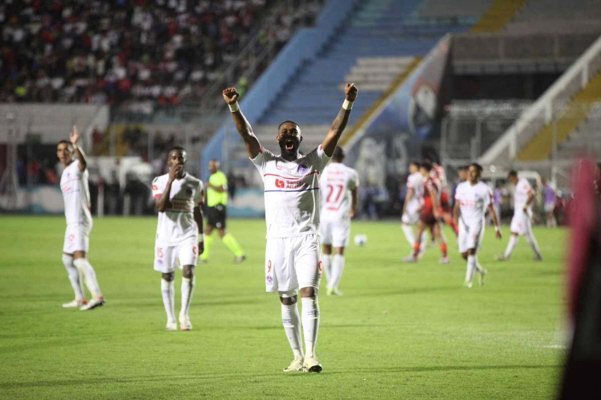 El baile de Olimpia a Estelí, festejos en el Nacional y el oso del Real España